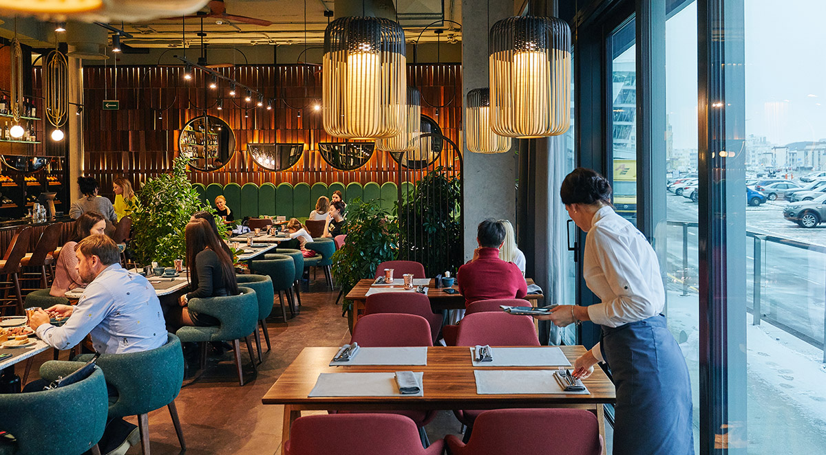 How to Create Effective Restaurant Radio Ads